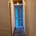 Traditional Adobe House In Evrychou With Cozy Garden&fireplace! Nikozja