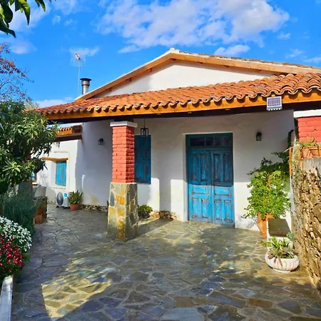 Traditional Adobe House In Evrychou With Cozy Garden&fireplace! * Nikozja