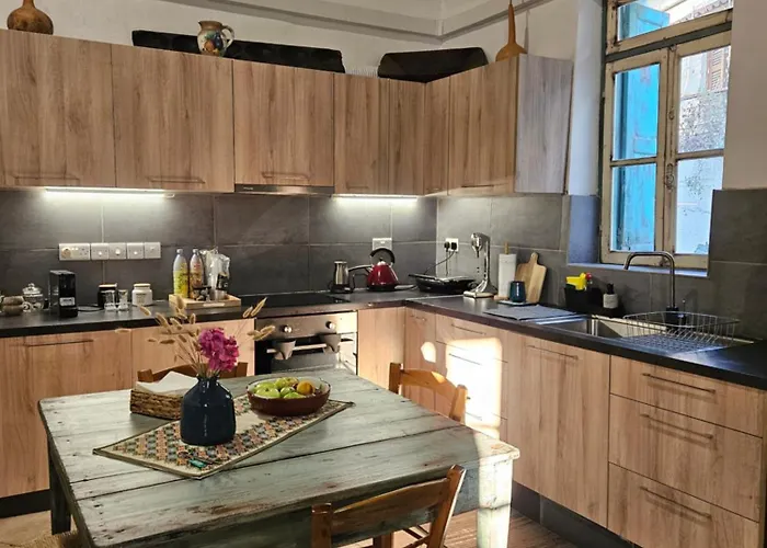 Traditional Adobe House In Evrychou With Cozy Garden And Fireplace! Holiday home