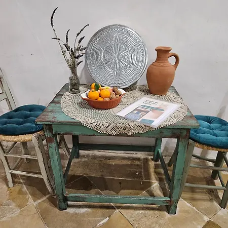 Traditional Adobe House In Evrychou With Cozy Garden And Fireplace! Nicósia