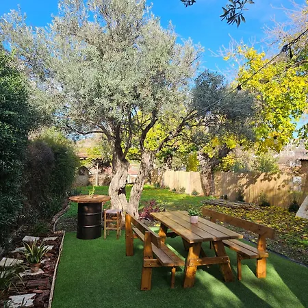 Traditional Adobe House In Evrychou With Cozy Garden And Fireplace! * Nicósia