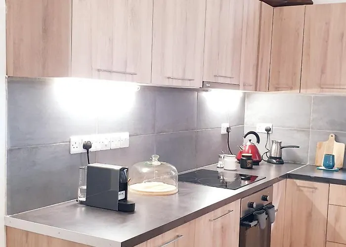 Traditional Adobe House In Evrychou With Cozy Garden And Fireplace! Nicosia