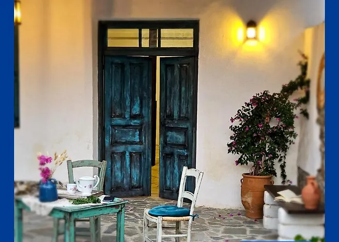 Casa vacanze Traditional Adobe House In Evrychou With Cozy Garden And Fireplace!